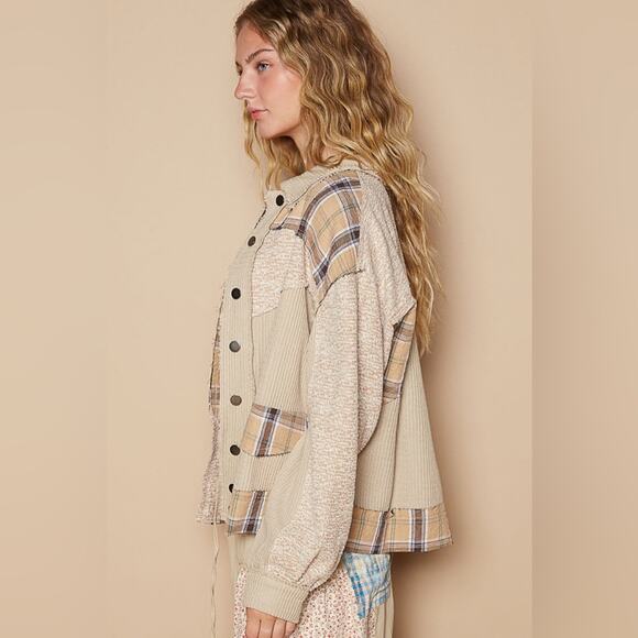 POL Women's Button Down Long Sleeve Sand Shacket NWT - Picture 5 of 7